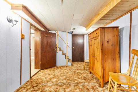 Photo 23 at 262 Glebemount Avenue, East York, Toronto