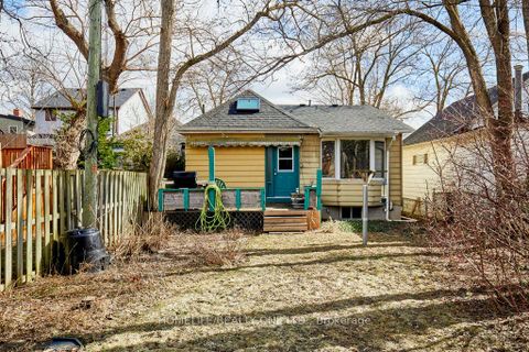 Photo 36 at 262 Glebemount Avenue, East York, Toronto