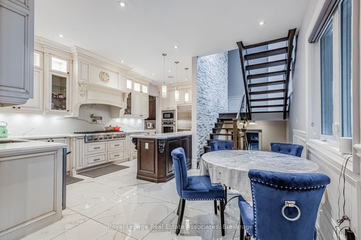 Photo 14 at 96 Elmcrest Road, West Deane, Toronto