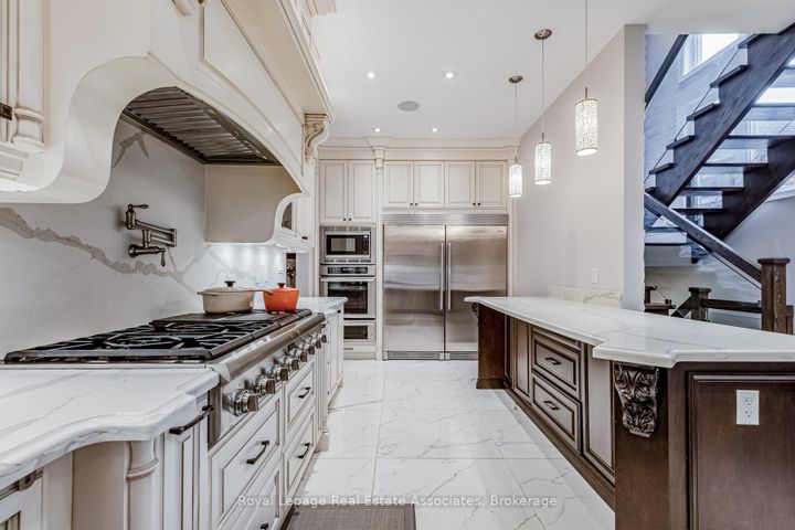 Photo 16 at 96 Elmcrest Road, West Deane, Toronto