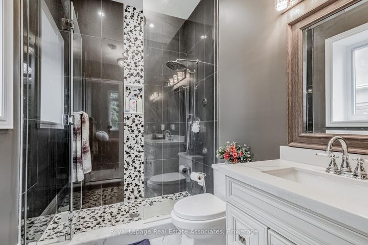 Photo 25 at 96 Elmcrest Road, West Deane, Toronto