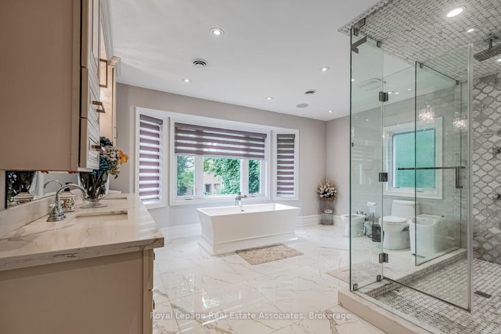 Photo 33 at 96 Elmcrest Road, West Deane, Toronto