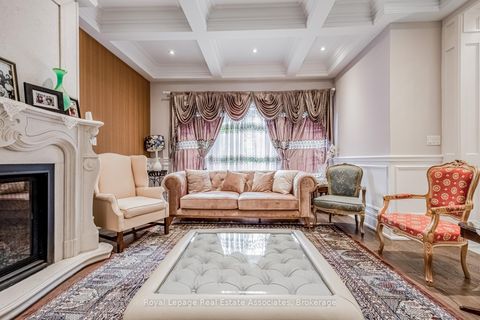 Photo 4 at 96 Elmcrest Road, West Deane, Toronto