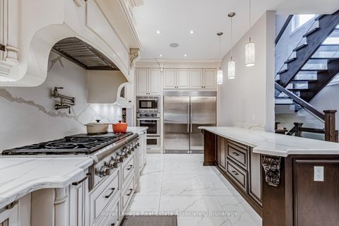 Photo 16 at 96 Elmcrest Road, West Deane, Toronto