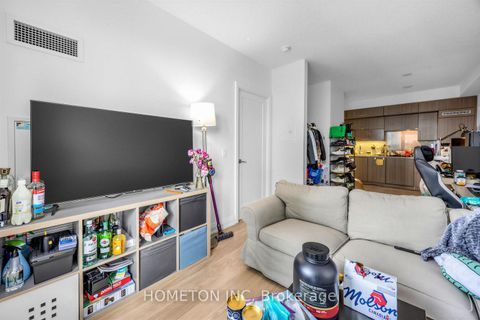 Photo 17 at 1501 - 2 Anndale Drive, Willowdale East, Toronto
