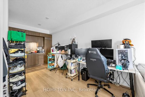 Photo 18 at 1501 - 2 Anndale Drive, Willowdale East, Toronto