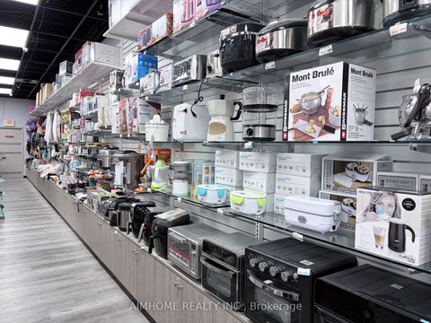 Photo 5 at #88 - 1530 Albion Road, Jamestown, Toronto