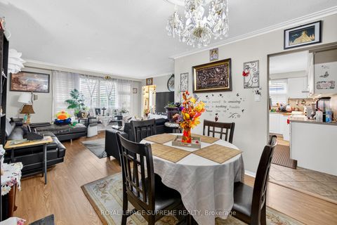 Photo 4 at 50 Wheelwright Crescent, Black Creek, Toronto