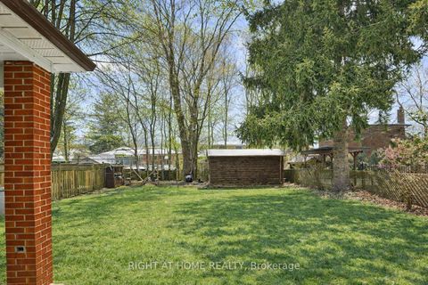 Photo 35 at 34 Scarcliff Gardens, Guildwood, Toronto