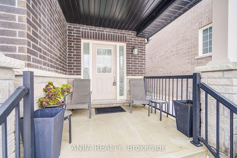 Photo 1 at 34 Haskins Crescent, Keswick South, Georgina