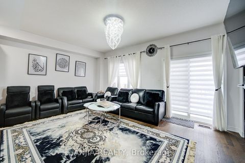 Photo 14 at 34 Haskins Crescent, Keswick South, Georgina