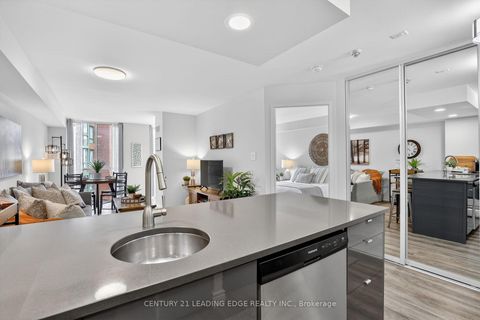 Photo 9 at 903 - 801 King Street W, Niagara, Toronto