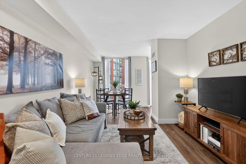 Photo 14 at 903 - 801 King Street W, Niagara, Toronto