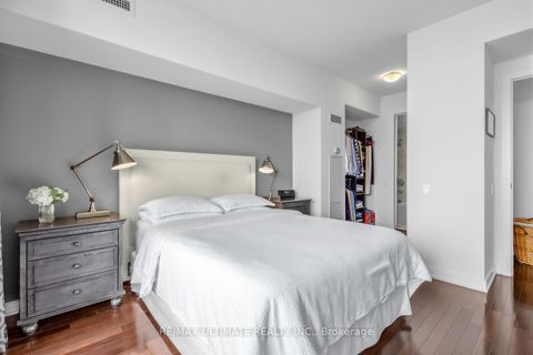 Photo 11 at 3206 - 33 Charles Street E, Yonge Corridor, Toronto