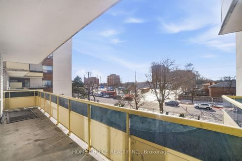 Photo 10 at 302 - 921 Midland Avenue, Eglinton East, Toronto