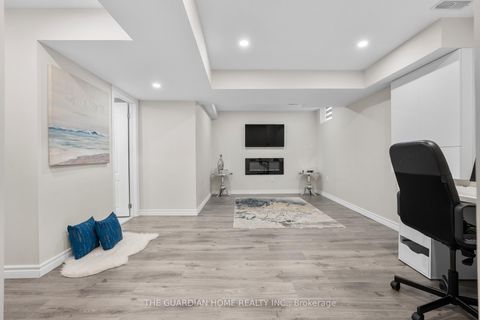 Photo 33 at 50 Cryderman Lane, Bowmanville, Clarington