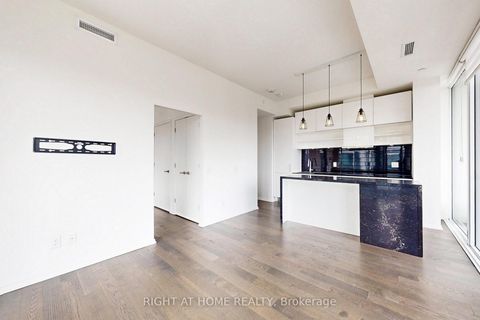 Photo 6 at 905 - 5 Soudan Avenue, Mount Pleasant West, Toronto