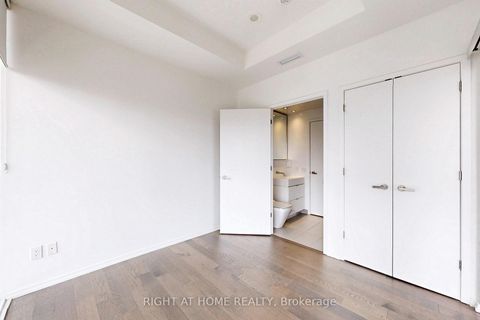 Photo 15 at 905 - 5 Soudan Avenue, Mount Pleasant West, Toronto