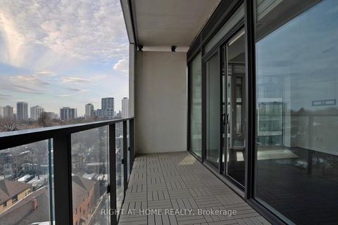 Photo 26 at 905 - 5 Soudan Avenue, Mount Pleasant West, Toronto