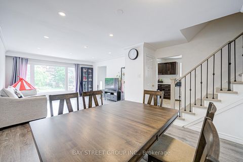 Photo 7 at 64 Rakewood Crescent, L'Amoreaux, Toronto
