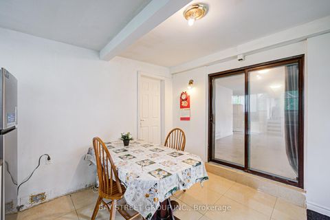 Photo 35 at 64 Rakewood Crescent, L'Amoreaux, Toronto