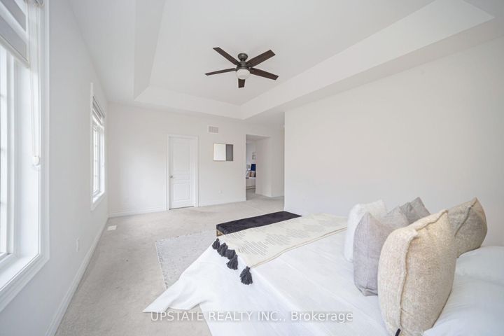 Photo 22 at 11 Mistyglen Crescent, Credit Valley, Brampton