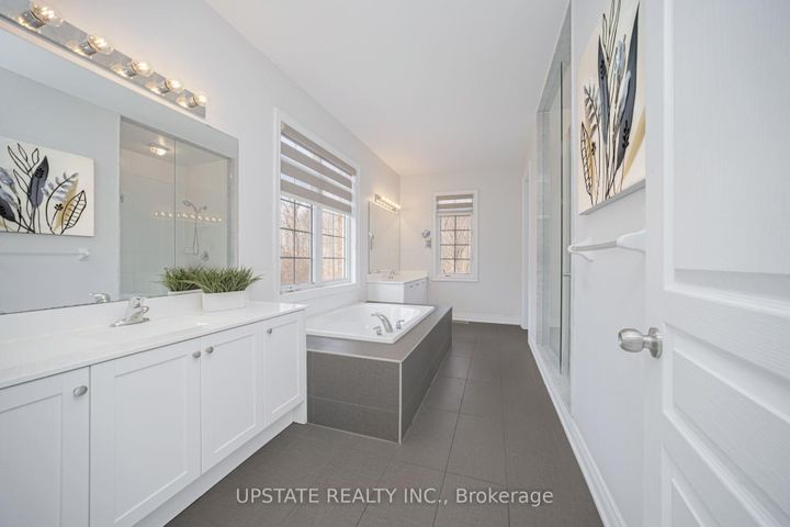 Photo 24 at 11 Mistyglen Crescent, Credit Valley, Brampton