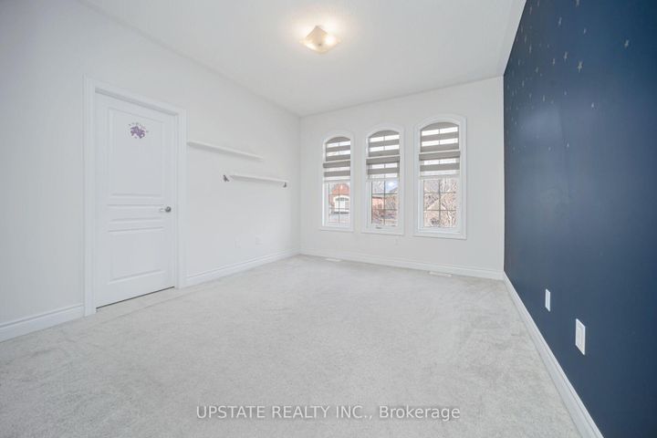 Photo 29 at 11 Mistyglen Crescent, Credit Valley, Brampton