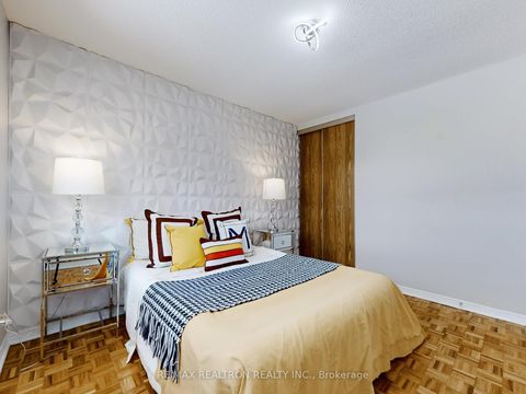 Photo 22 at 163 Calverley Trail, Highland Creek, Toronto