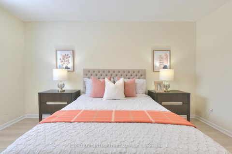 Photo 17 at 92 Lewis Drive, Central Newmarket, Newmarket