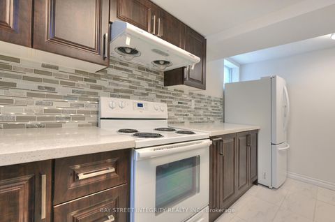 Photo 27 at 92 Lewis Drive, Central Newmarket, Newmarket