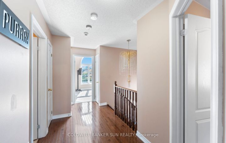 Photo 17 at 164 Canada Drive, Vellore Village, Vaughan