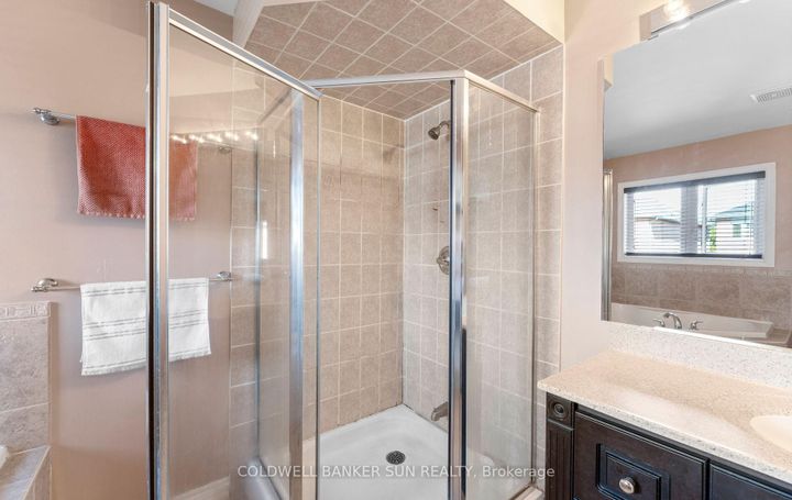 Photo 23 at 164 Canada Drive, Vellore Village, Vaughan