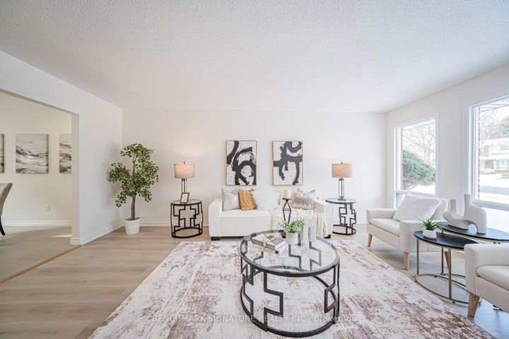 Photo 5 at 115 Simonston Boulevard, German Mills, Markham