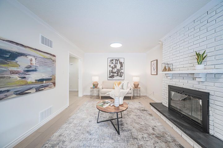 Photo 12 at 115 Simonston Boulevard, German Mills, Markham