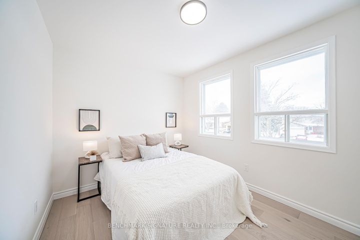 Photo 25 at 115 Simonston Boulevard, German Mills, Markham