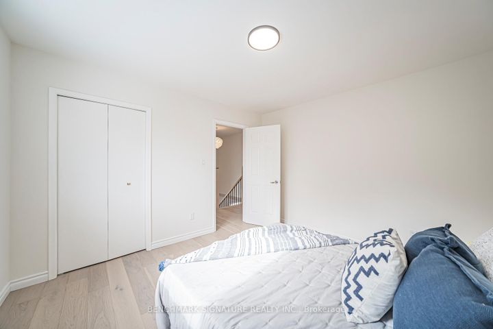 Photo 28 at 115 Simonston Boulevard, German Mills, Markham