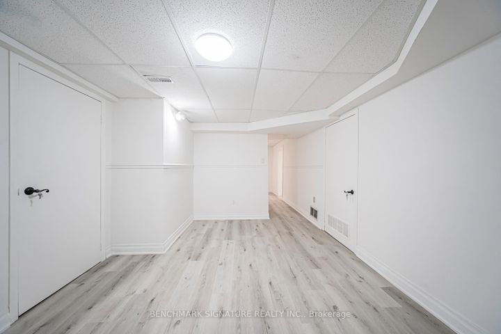 Photo 35 at 115 Simonston Boulevard, German Mills, Markham