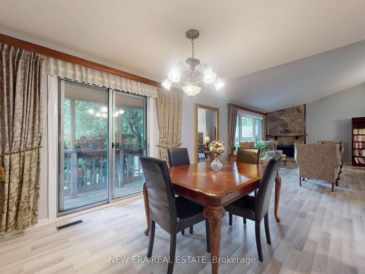 Photo 10 at 2669 Inlake Court, Meadowvale, Mississauga