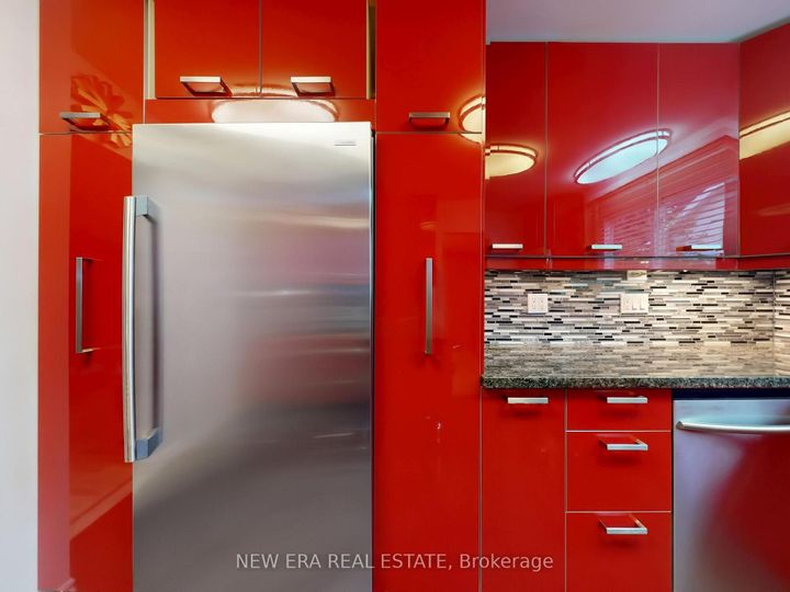 Photo 14 at 2669 Inlake Court, Meadowvale, Mississauga