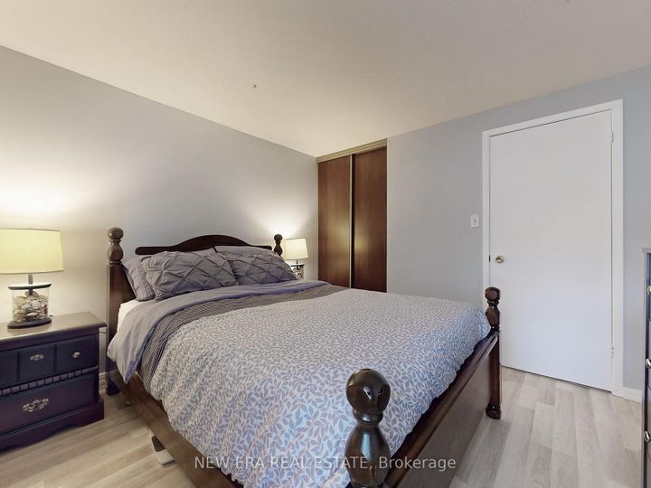 Photo 24 at 2669 Inlake Court, Meadowvale, Mississauga