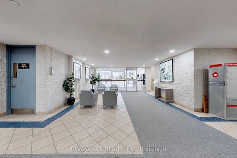 Photo 4 at 1906 - 1350 York Mills Road, Donalda, Toronto