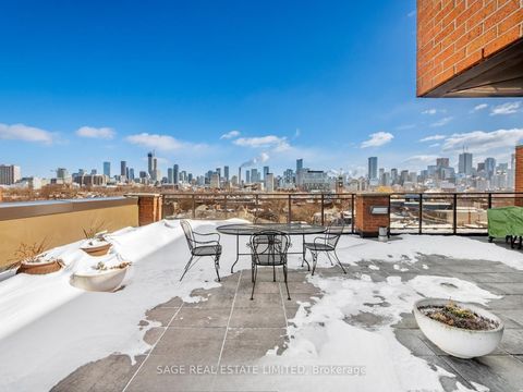 Photo 21 at 205 - 456 College Street, Little Italy, Toronto