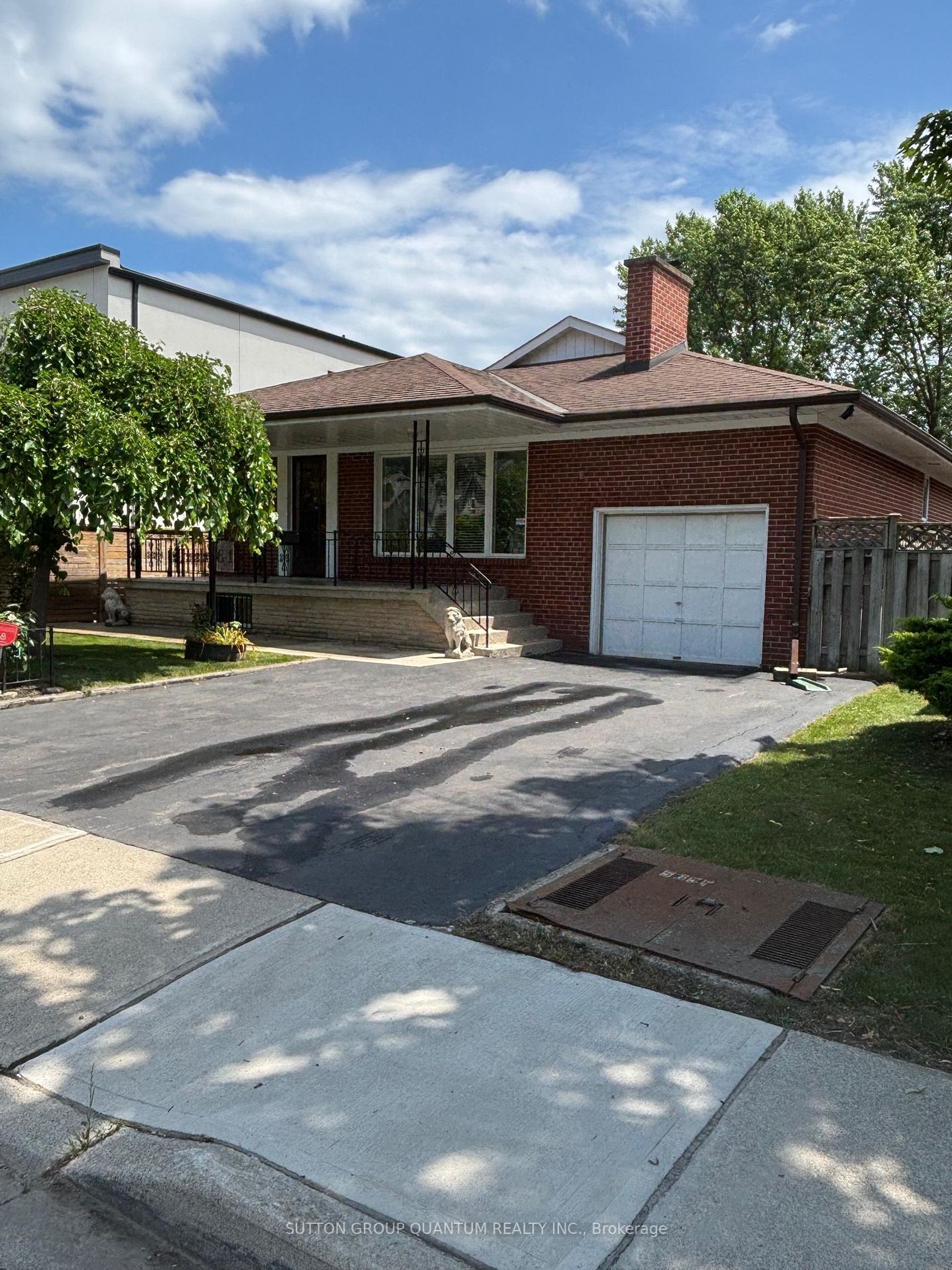 61 Forest Avenue, Port Credit, Mississauga 