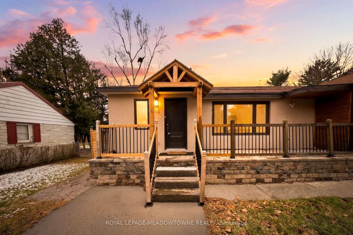 Photo 6 at 208 Glen Oak Drive, WO West, Oakville