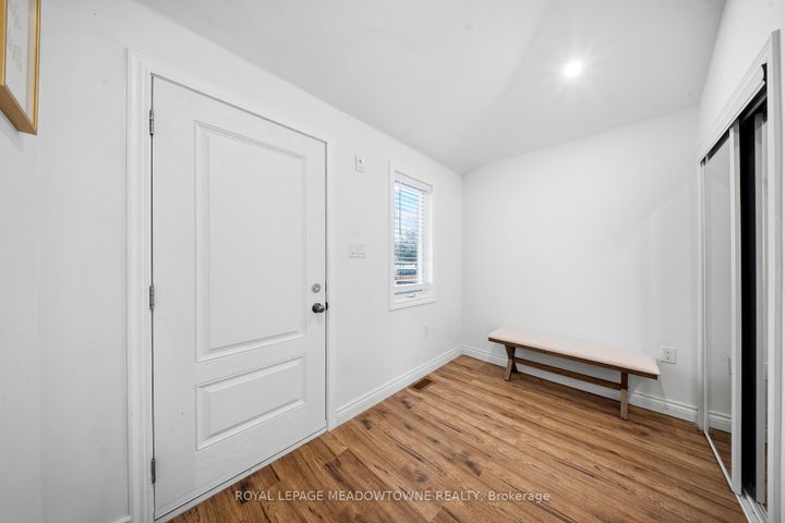 Photo 9 at 208 Glen Oak Drive, WO West, Oakville