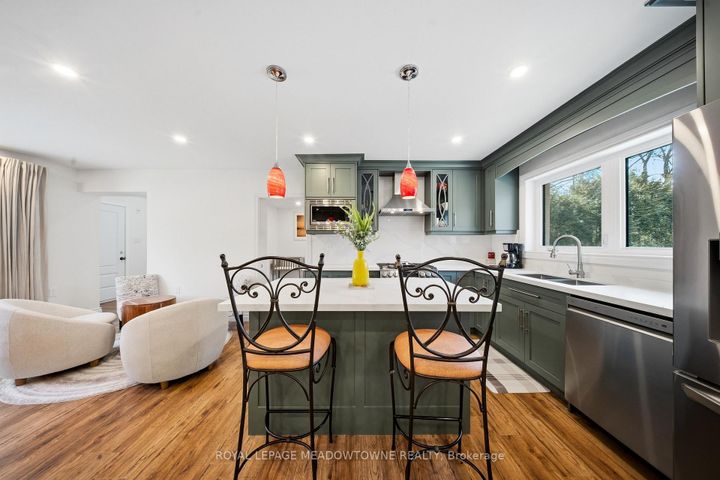 Photo 19 at 208 Glen Oak Drive, WO West, Oakville