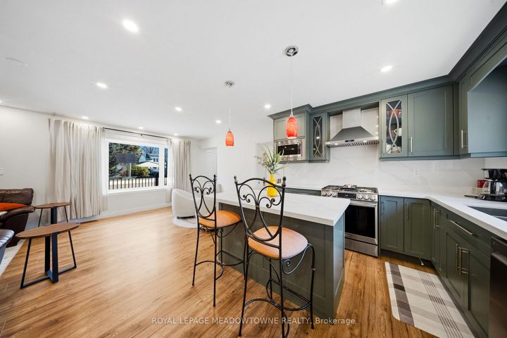 Photo 20 at 208 Glen Oak Drive, WO West, Oakville