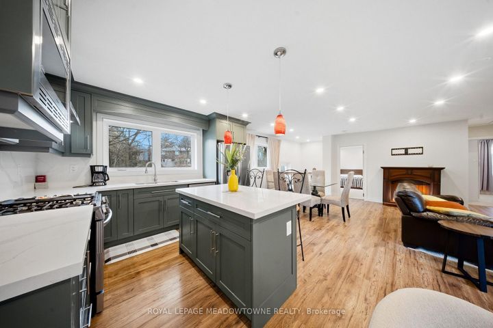 Photo 22 at 208 Glen Oak Drive, WO West, Oakville