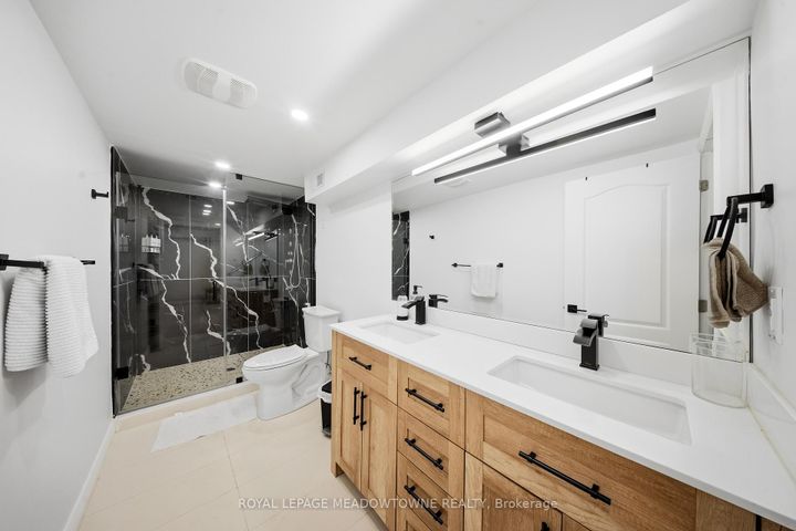 Photo 38 at 208 Glen Oak Drive, WO West, Oakville